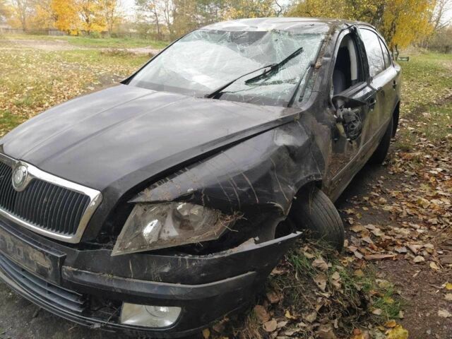 Черный Шкода Октавия, объемом двигателя 1.6 л и пробегом 217 тыс. км за 2500 $, фото 7 на Automoto.ua