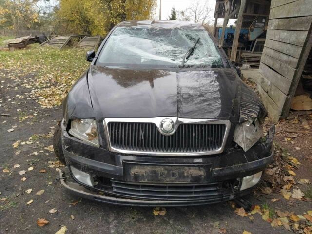Черный Шкода Октавия, объемом двигателя 1.6 л и пробегом 217 тыс. км за 2500 $, фото 6 на Automoto.ua