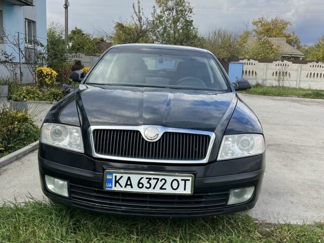 Черный Шкода Октавия, объемом двигателя 2 л и пробегом 330 тыс. км за 4250 $, фото 6 на Automoto.ua