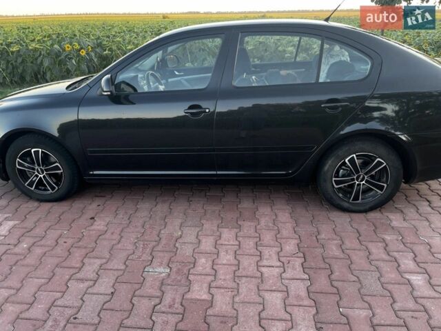 Черный Шкода Октавия, объемом двигателя 1.8 л и пробегом 260 тыс. км за 7350 $, фото 3 на Automoto.ua