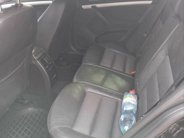 Черный Шкода Октавия, объемом двигателя 1.8 л и пробегом 210 тыс. км за 6772 $, фото 8 на Automoto.ua