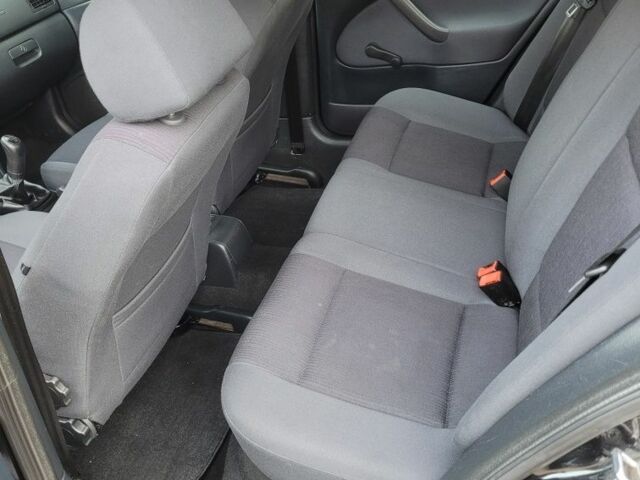 Черный Шкода Октавия, объемом двигателя 1.6 л и пробегом 197 тыс. км за 7150 $, фото 7 на Automoto.ua