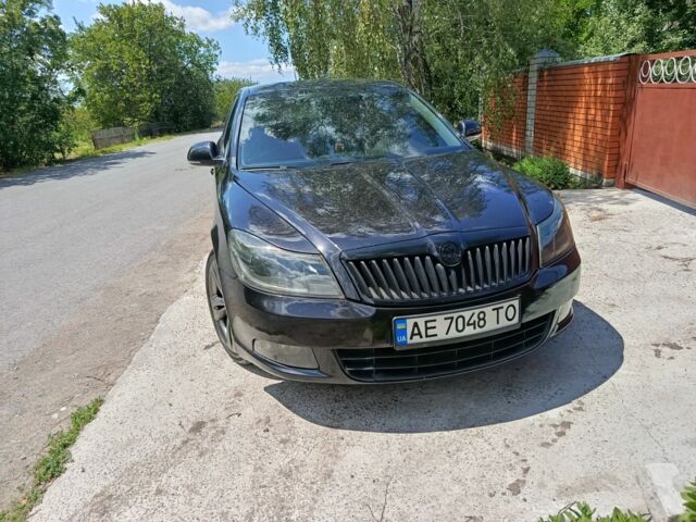 Черный Шкода Октавия, объемом двигателя 1.8 л и пробегом 175 тыс. км за 8000 $, фото 11 на Automoto.ua
