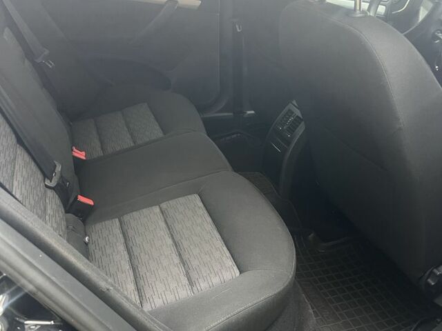 Черный Шкода Октавия, объемом двигателя 1.8 л и пробегом 180 тыс. км за 5500 $, фото 15 на Automoto.ua