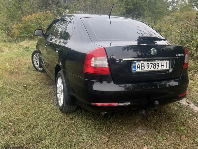 Черный Шкода Октавия, объемом двигателя 1.8 л и пробегом 180 тыс. км за 5500 $, фото 3 на Automoto.ua