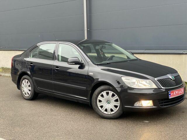 Чорний Шкода Октавія, об'ємом двигуна 1.6 л та пробігом 183 тис. км за 7999 $, фото 14 на Automoto.ua
