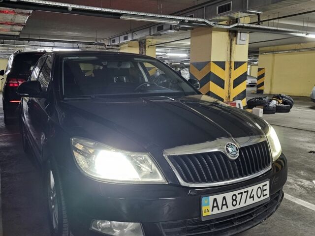 Чорний Шкода Октавія, об'ємом двигуна 2 л та пробігом 240 тис. км за 10900 $, фото 22 на Automoto.ua