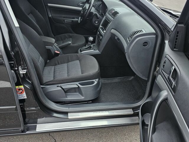 Чорний Шкода Октавія, об'ємом двигуна 2 л та пробігом 240 тис. км за 10900 $, фото 12 на Automoto.ua