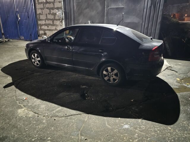 Черный Шкода Октавия, объемом двигателя 1.6 л и пробегом 191 тыс. км за 8200 $, фото 6 на Automoto.ua