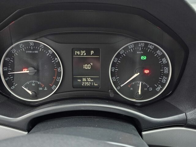 Чорний Шкода Октавія, об'ємом двигуна 2 л та пробігом 240 тис. км за 10900 $, фото 16 на Automoto.ua