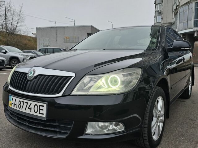 Чорний Шкода Октавія, об'ємом двигуна 2 л та пробігом 240 тис. км за 10900 $, фото 20 на Automoto.ua