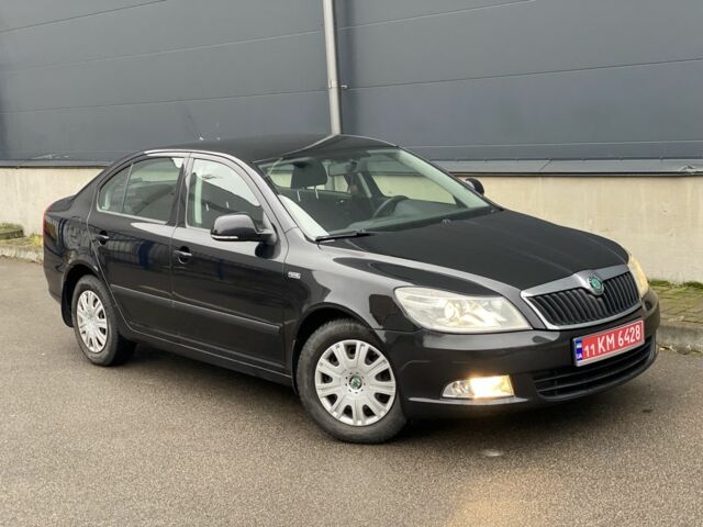Чорний Шкода Октавія, об'ємом двигуна 1.6 л та пробігом 183 тис. км за 7999 $, фото 15 на Automoto.ua