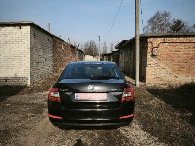 Черный Шкода Октавия, объемом двигателя 1.2 л и пробегом 252 тыс. км за 11000 $, фото 5 на Automoto.ua