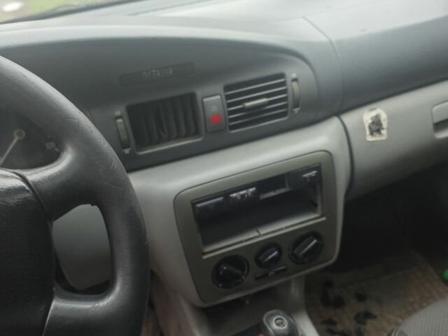 Черный Шкода Октавия, объемом двигателя 2 л и пробегом 354 тыс. км за 700 $, фото 3 на Automoto.ua