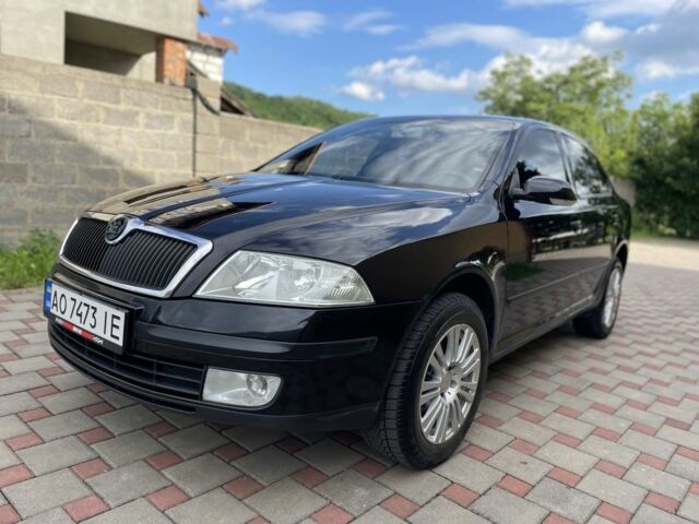 Черный Шкода Октавия, объемом двигателя 1.9 л и пробегом 326 тыс. км за 5200 $, фото 5 на Automoto.ua
