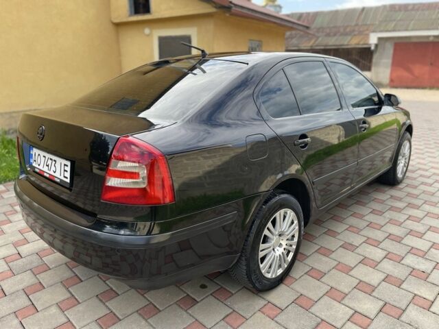 Черный Шкода Октавия, объемом двигателя 1.9 л и пробегом 326 тыс. км за 5200 $, фото 3 на Automoto.ua