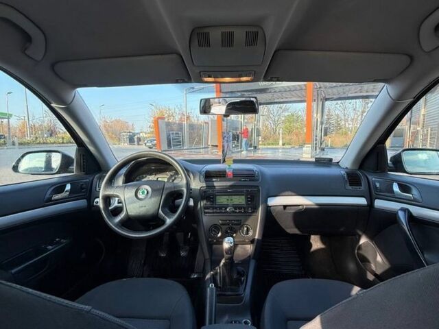 Шкода Октавия 2005 в Харькове на Automoto.ua Черный Шкода Октавия, объемом двигателя 1.9 л и пробегом 200 тыс. км за 3000 $, фото 5 на Automoto.ua