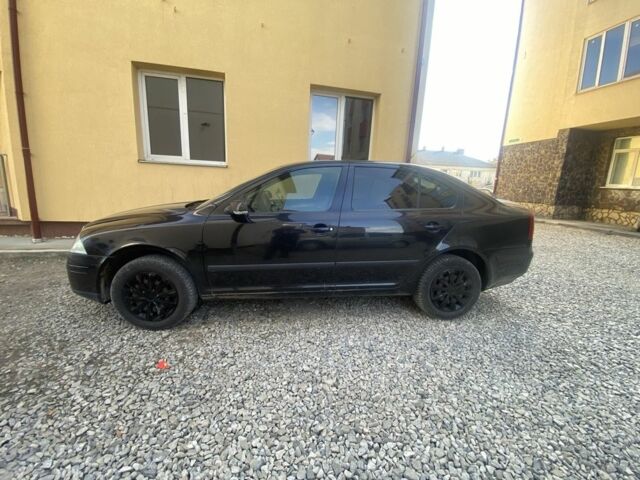 Черный Шкода Октавия, объемом двигателя 1.6 л и пробегом 388 тыс. км за 4750 $, фото 2 на Automoto.ua