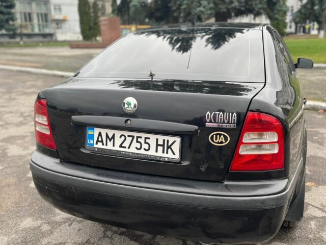 Черный Шкода Октавия, объемом двигателя 1.6 л и пробегом 204 тыс. км за 5000 $, фото 2 на Automoto.ua