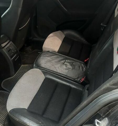 Чорний Шкода Октавія, об'ємом двигуна 2 л та пробігом 280 тис. км за 2650 $, фото 6 на Automoto.ua