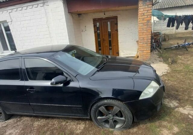 Чорний Шкода Октавія, об'ємом двигуна 2 л та пробігом 280 тис. км за 2650 $, фото 5 на Automoto.ua
