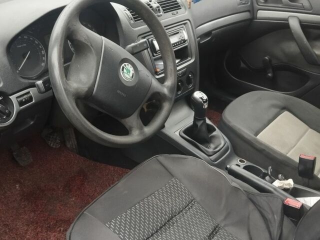 Черный Шкода Октавия, объемом двигателя 0 л и пробегом 45 тыс. км за 2500 $, фото 4 на Automoto.ua