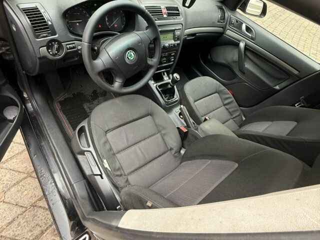 Чорний Шкода Октавія, об'ємом двигуна 1.9 л та пробігом 289 тис. км за 2600 $, фото 6 на Automoto.ua