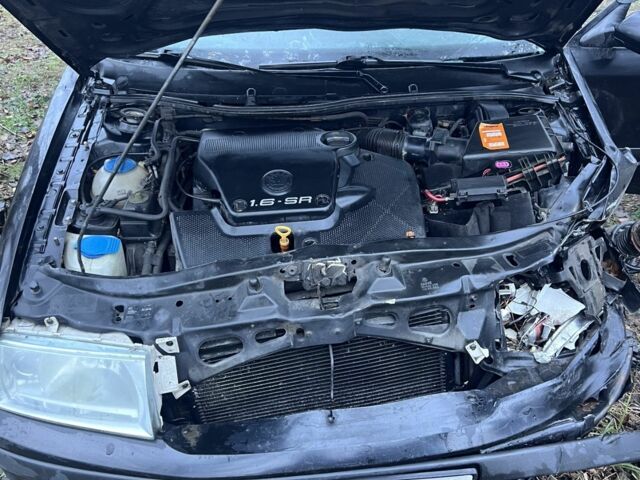 Чорний Шкода Октавія, об'ємом двигуна 1.6 л та пробігом 260 тис. км за 1250 $, фото 2 на Automoto.ua