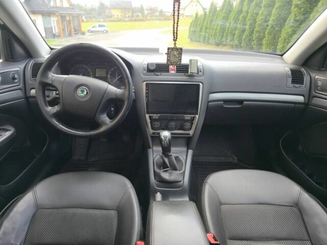 Шкода Октавія 2008 у Запоріжжя на Automoto.ua Чорний Шкода Октавія, об'ємом двигуна 1.6 л та пробігом 168 тис. км за 5800 $, фото 7 на Automoto.ua