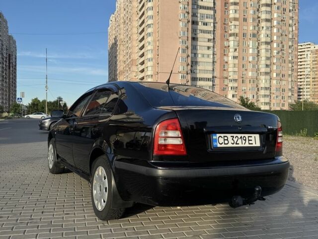 Чорний Шкода Октавія, об'ємом двигуна 1.8 л та пробігом 270 тис. км за 5500 $, фото 5 на Automoto.ua