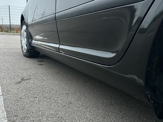 Чорний Шкода Октавія, об'ємом двигуна 2 л та пробігом 314 тис. км за 3423 $, фото 2 на Automoto.ua