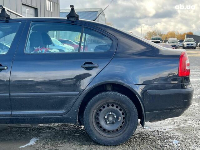 Черный Шкода Октавия, объемом двигателя 1.6 л и пробегом 132 тыс. км за 7380 $, фото 3 на Automoto.ua