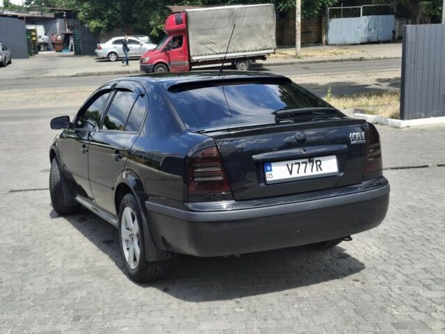 Черный Шкода Октавия, объемом двигателя 0 л и пробегом 260 тыс. км за 5100 $, фото 7 на Automoto.ua