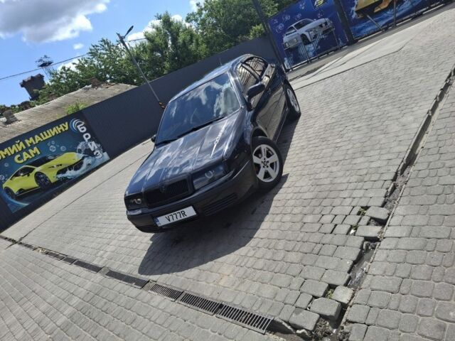 Черный Шкода Октавия, объемом двигателя 0 л и пробегом 260 тыс. км за 5100 $, фото 2 на Automoto.ua