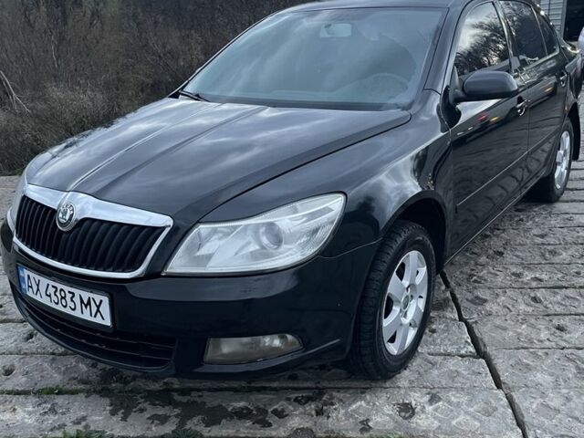 Чорний Шкода Октавія, об'ємом двигуна 1.6 л та пробігом 240 тис. км за 5500 $, фото 1 на Automoto.ua