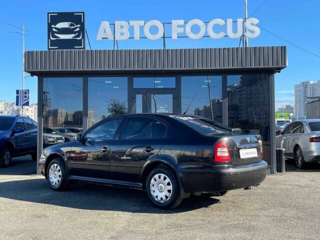 Черный Шкода Октавия, объемом двигателя 1.6 л и пробегом 250 тыс. км за 5990 $, фото 4 на Automoto.ua