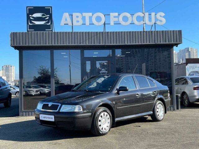 Черный Шкода Октавия, объемом двигателя 1.6 л и пробегом 250 тыс. км за 5990 $, фото 3 на Automoto.ua