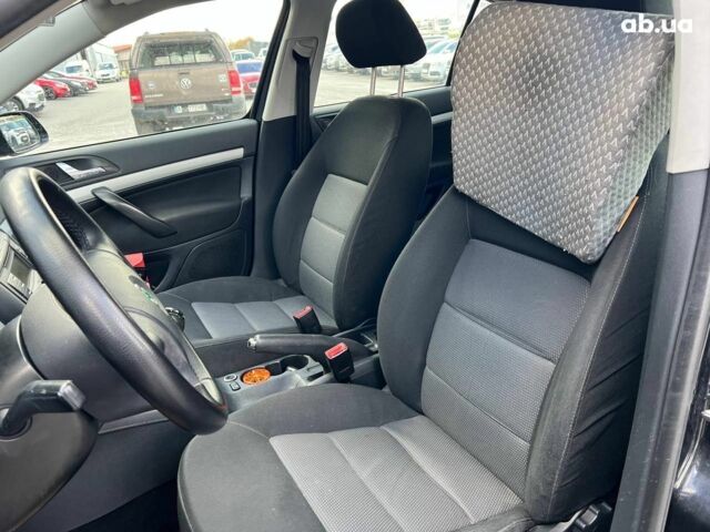 Черный Шкода Октавия, объемом двигателя 1.6 л и пробегом 132 тыс. км за 7380 $, фото 29 на Automoto.ua