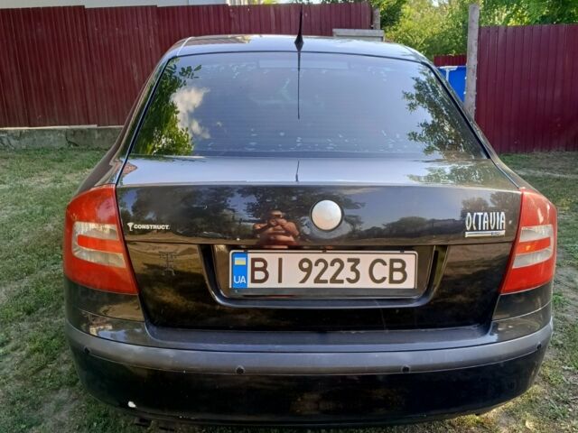Чорний Шкода Октавія, об'ємом двигуна 2 л та пробігом 100 тис. км за 5500 $, фото 2 на Automoto.ua