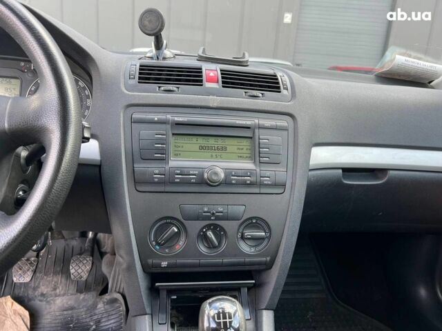 Черный Шкода Октавия, объемом двигателя 1.6 л и пробегом 132 тыс. км за 7380 $, фото 22 на Automoto.ua