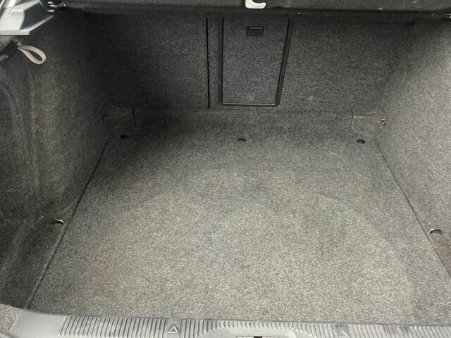 Черный Шкода Октавия, объемом двигателя 1.4 л и пробегом 100 тыс. км за 8200 $, фото 8 на Automoto.ua