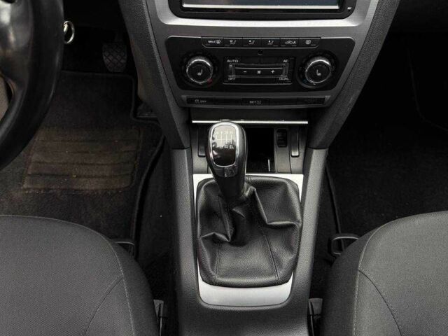 Черный Шкода Октавия, объемом двигателя 1.8 л и пробегом 165 тыс. км за 8000 $, фото 14 на Automoto.ua