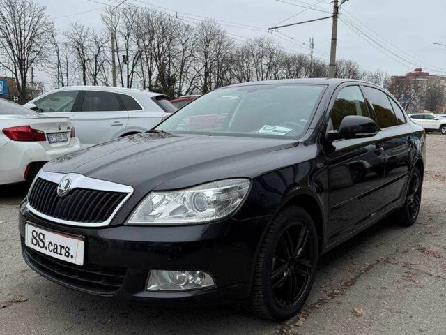 Черный Шкода Октавия, объемом двигателя 1.8 л и пробегом 165 тыс. км за 8000 $, фото 2 на Automoto.ua