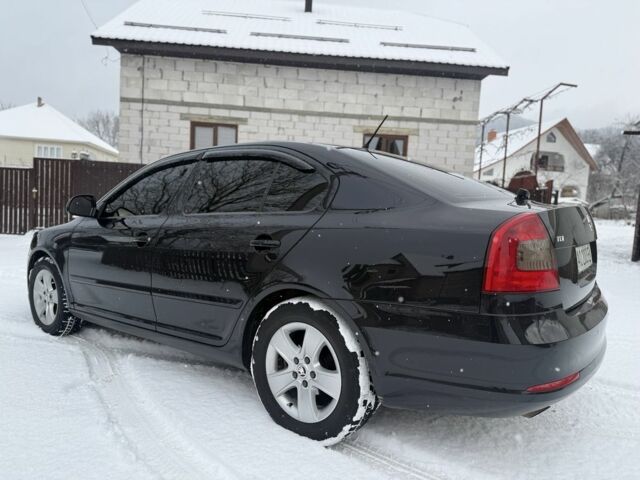 Чорний Шкода Октавія, об'ємом двигуна 1.6 л та пробігом 252 тис. км за 10350 $, фото 3 на Automoto.ua