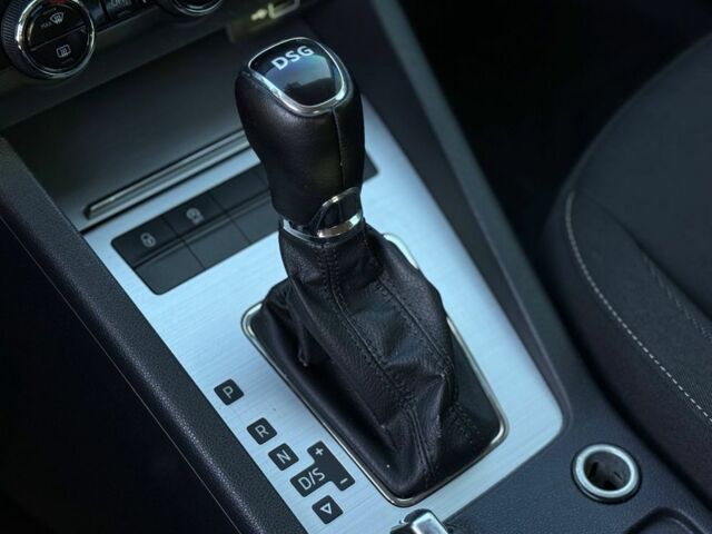 Черный Шкода Октавия, объемом двигателя 1.6 л и пробегом 250 тыс. км за 11800 $, фото 16 на Automoto.ua