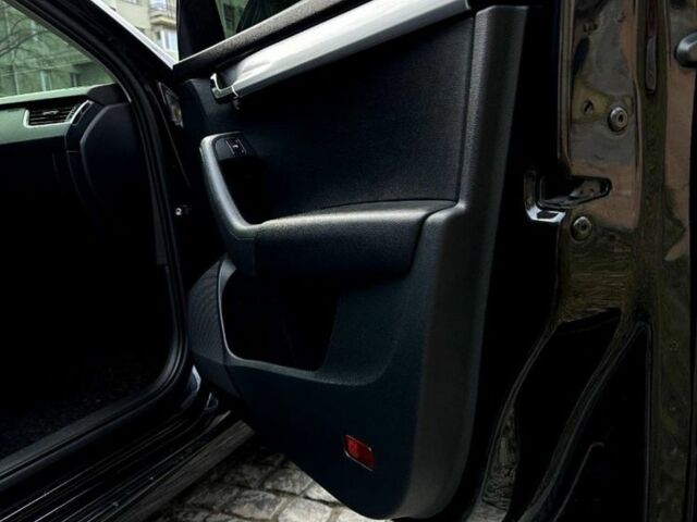 Черный Шкода Октавия, объемом двигателя 1.4 л и пробегом 134 тыс. км за 14000 $, фото 3 на Automoto.ua