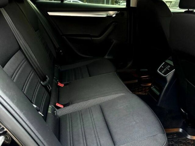 Черный Шкода Октавия, объемом двигателя 1.4 л и пробегом 134 тыс. км за 14000 $, фото 11 на Automoto.ua