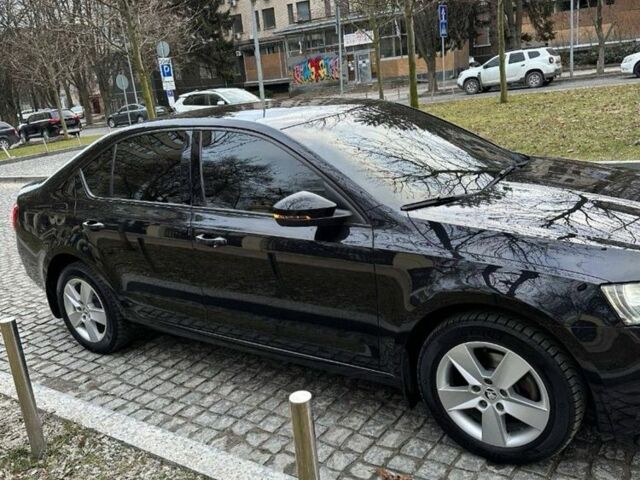 Черный Шкода Октавия, объемом двигателя 1.4 л и пробегом 134 тыс. км за 14000 $, фото 7 на Automoto.ua