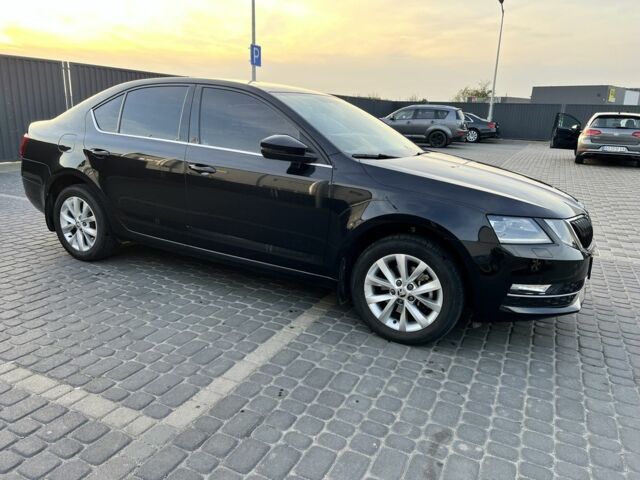 Чорний Шкода Октавія, об'ємом двигуна 1.4 л та пробігом 33 тис. км за 21000 $, фото 2 на Automoto.ua