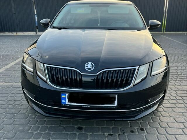 Чорний Шкода Октавія, об'ємом двигуна 1.4 л та пробігом 33 тис. км за 21000 $, фото 3 на Automoto.ua